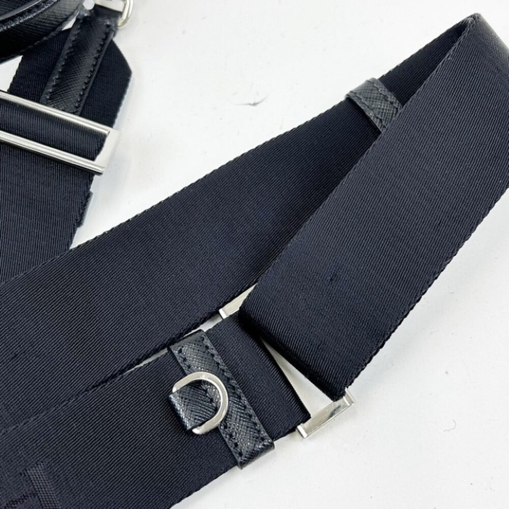 PRADA Bag - Picture 6 of 10
